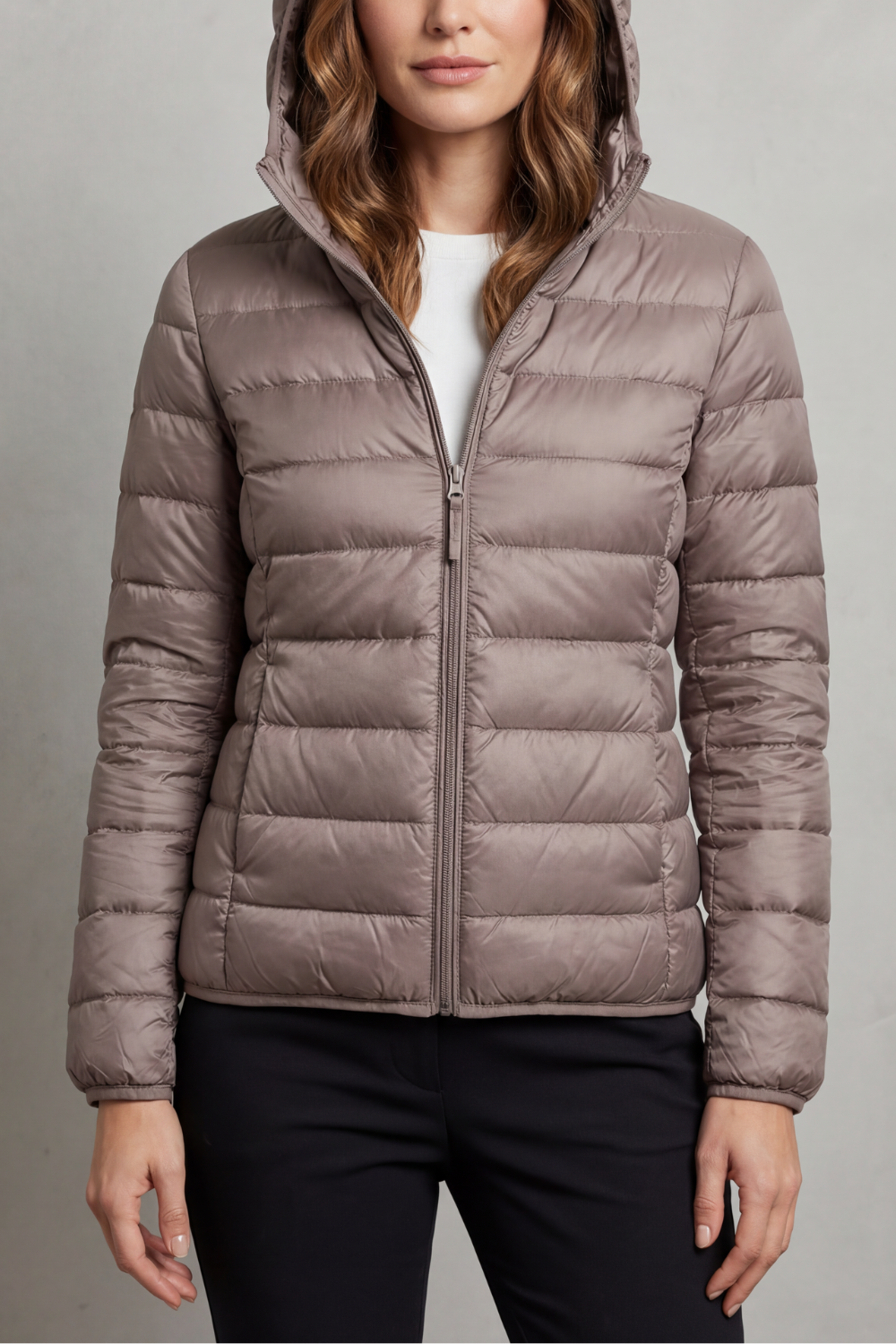 Aela – Ultra light – Packable hooded puffer jacket