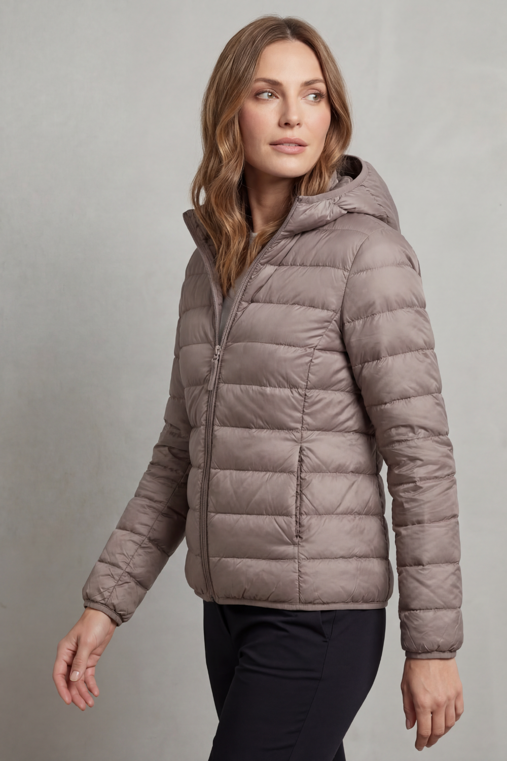 Aela – Ultra light – Packable hooded puffer jacket