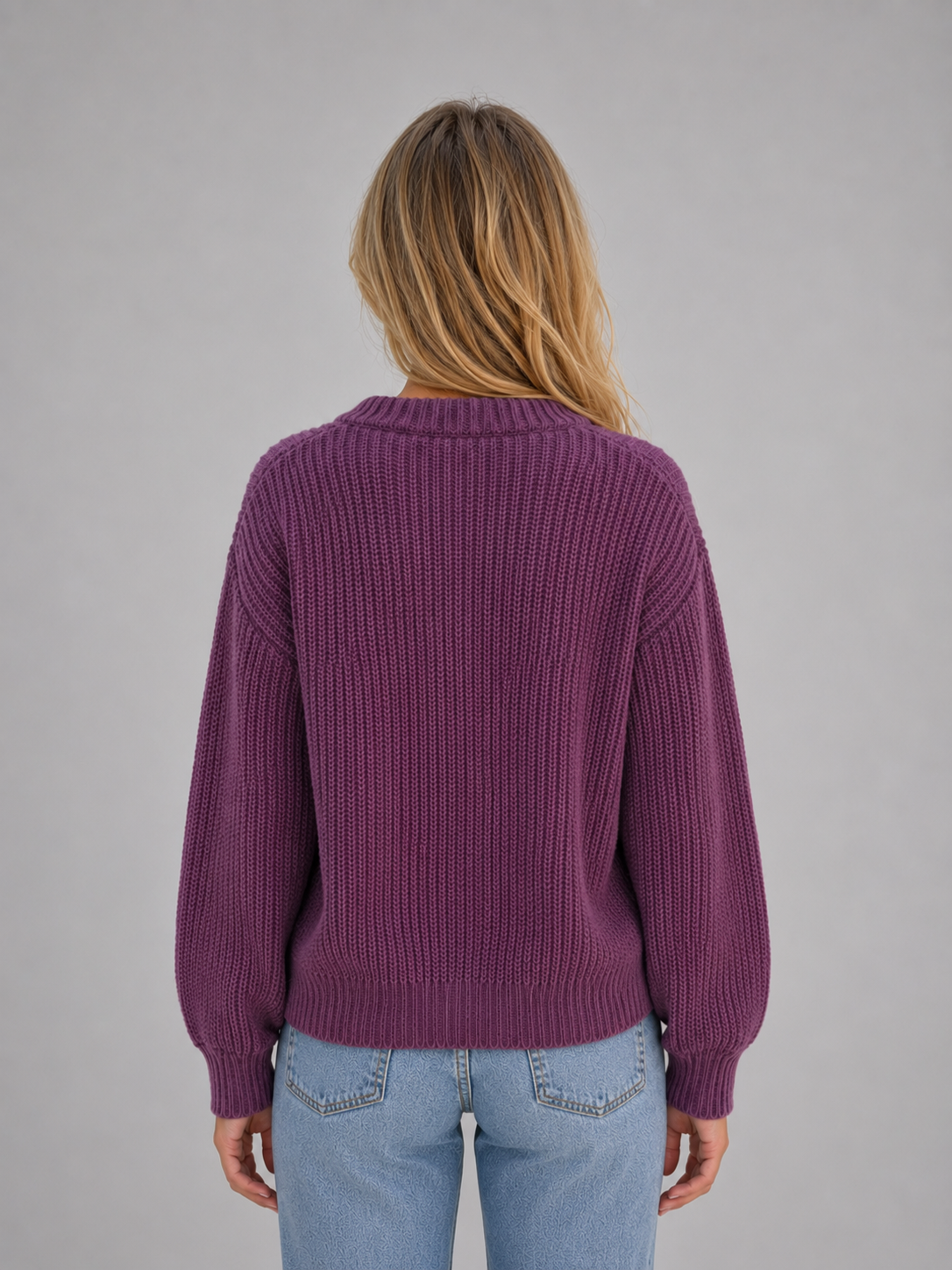 Women's Chunky V-Neck Knit Cardigan – Relaxed Fit