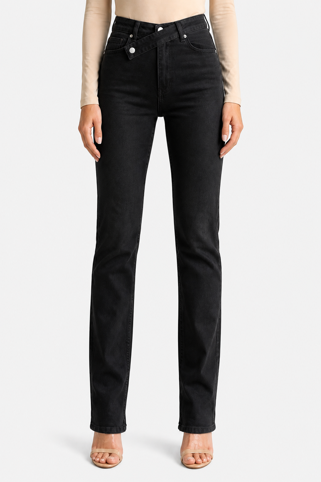 Avelisse – Cross waist detail – Straight leg jeans - Black - front