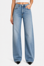 Lunarelle – Effortless straight silhouette – Mid rise jeans - Blue - front