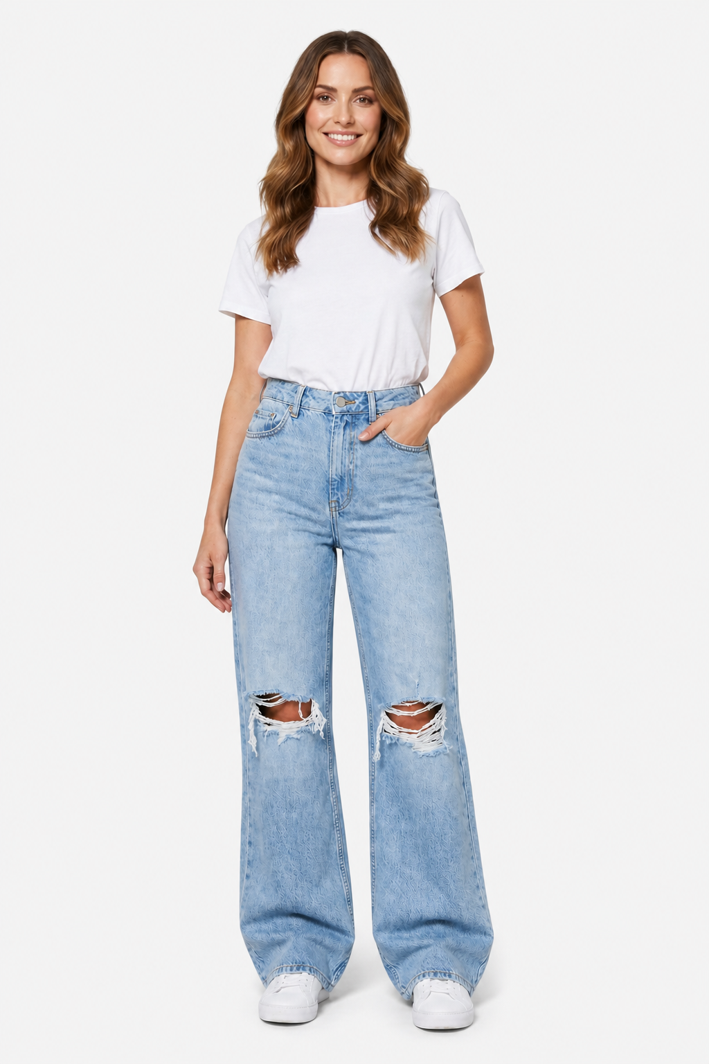 Valerique – Vintage flare silhouette – Ripped jeans - Light Blue - whole body