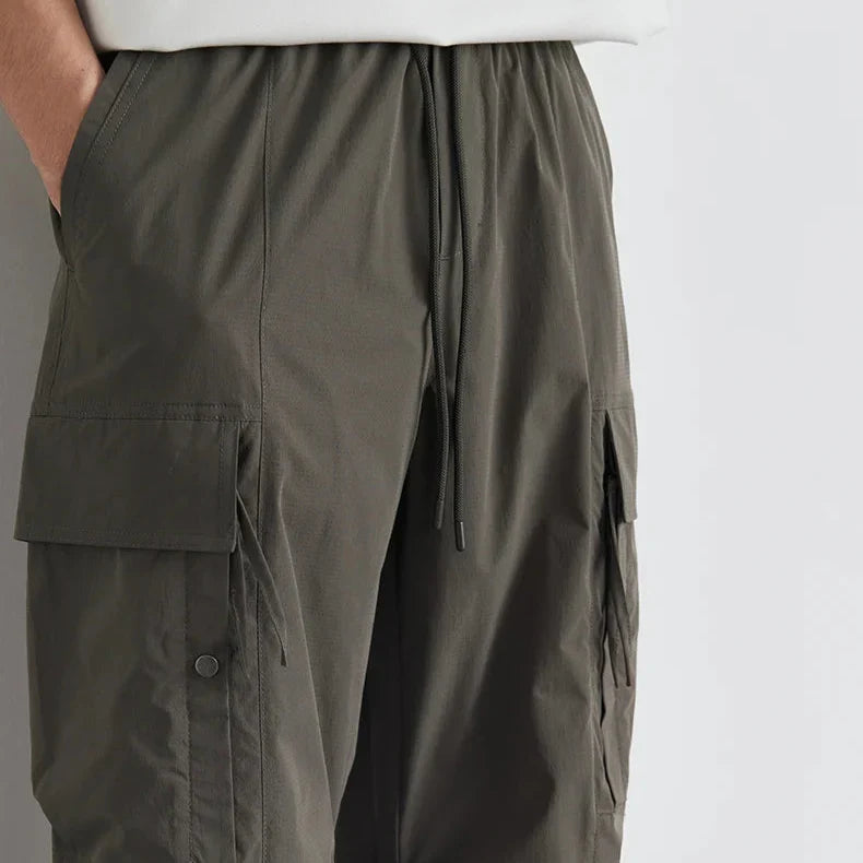 Men's Cargo Trousers with Relaxed Utility Fit, view 3 of 5
