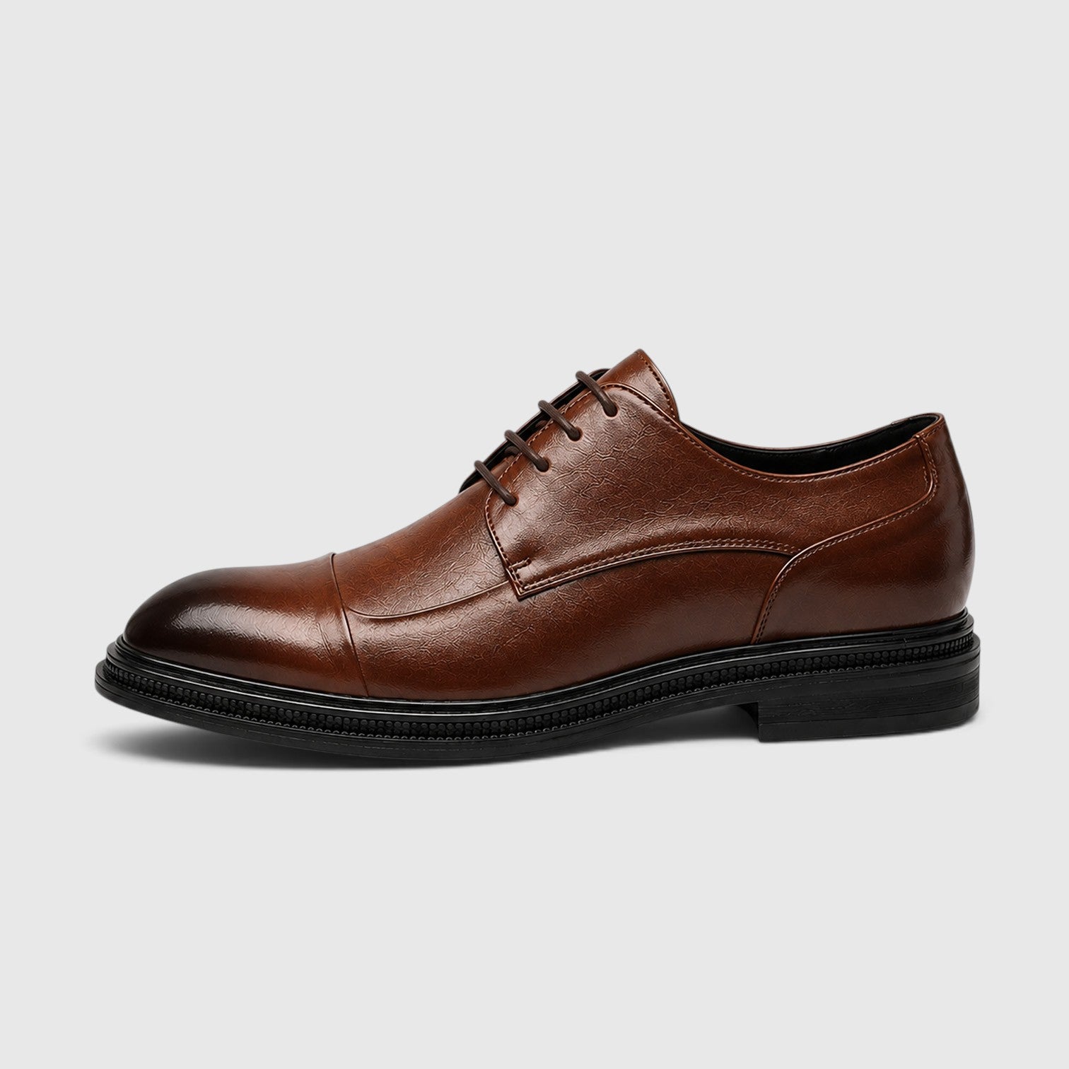 Alternate product view 2 of men's Leather Lace Up Shoes with classic derby formal design.