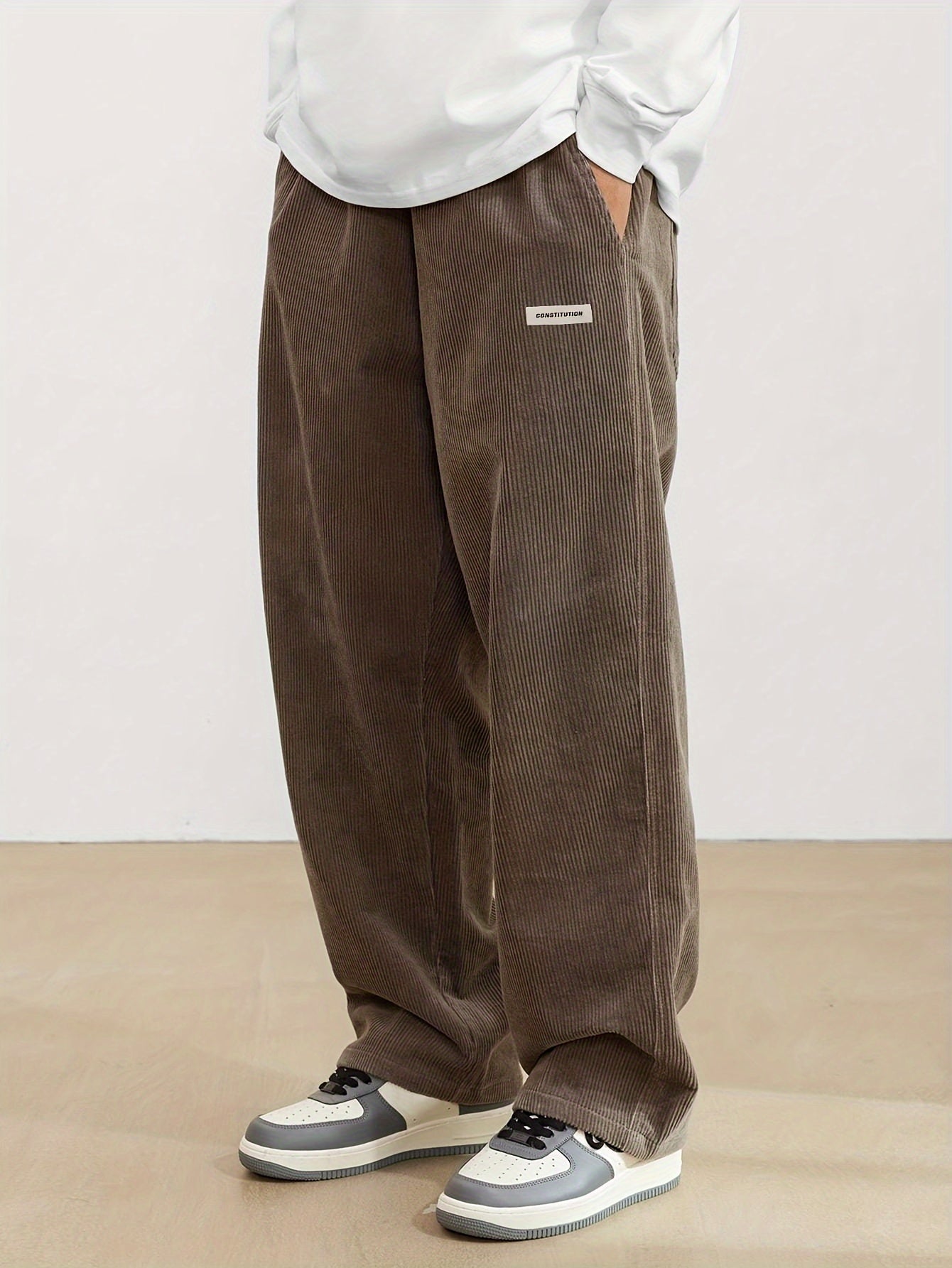 Men's relaxed fit corduroy trousers, straight leg – product image 1