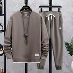 Men's relaxed tracksuit set, sweatshirt & joggers – product image 6