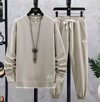 Men's relaxed tracksuit set, sweatshirt & joggers – product image 7
