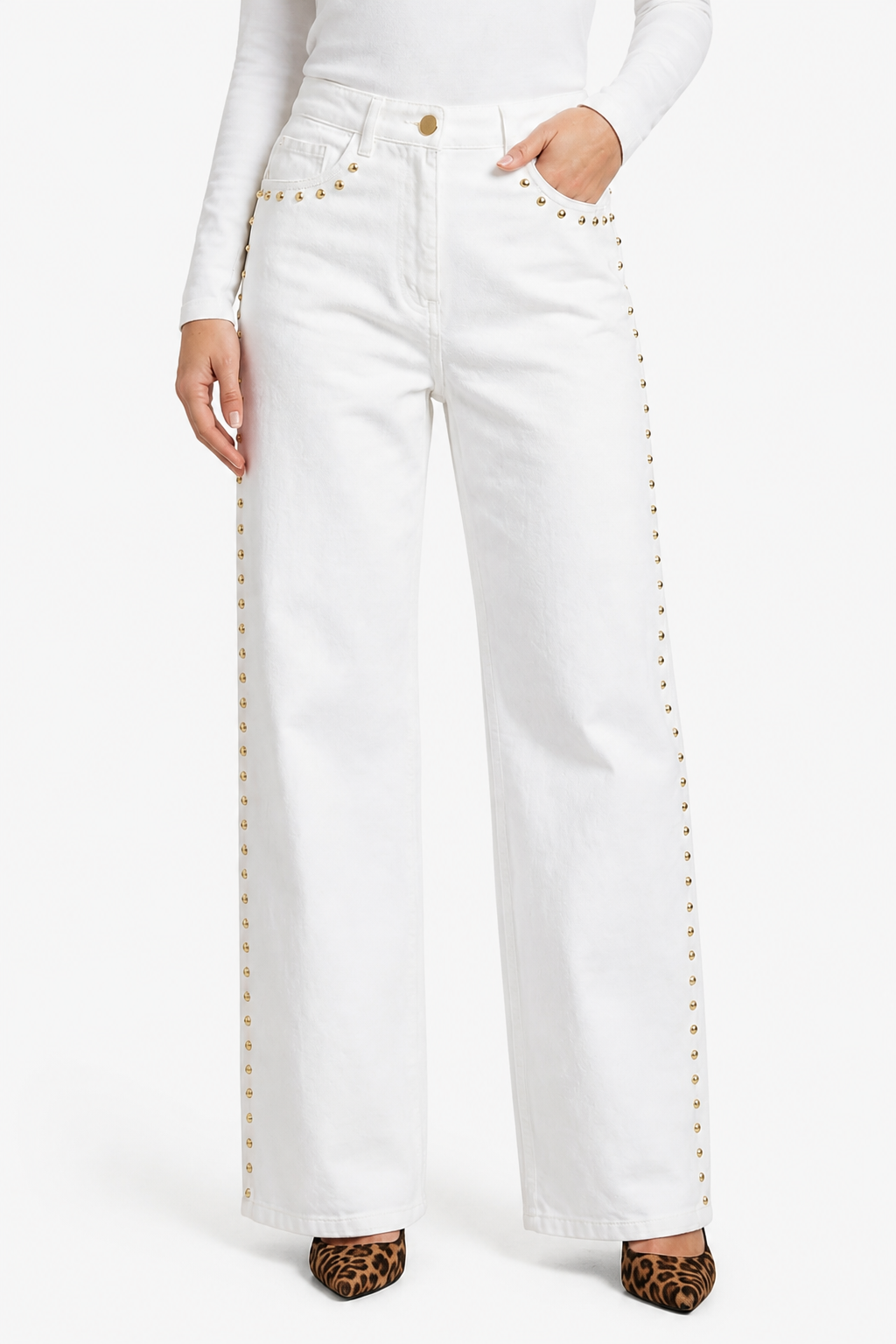 Valdenza – Gold stud trim – Straight leg jeans - White - front