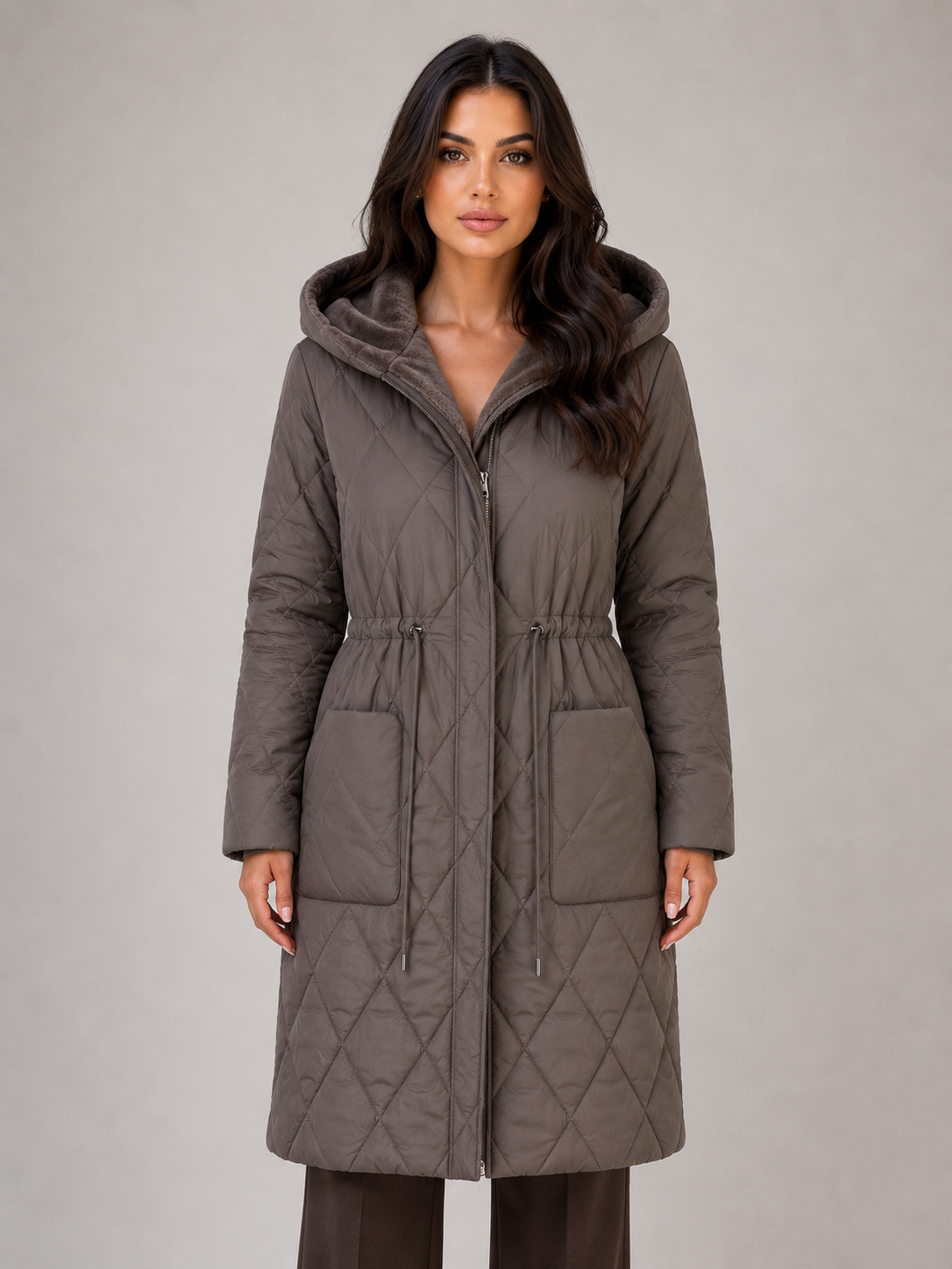 Women's long quilted puffer coat, faux fur collar – product image 1